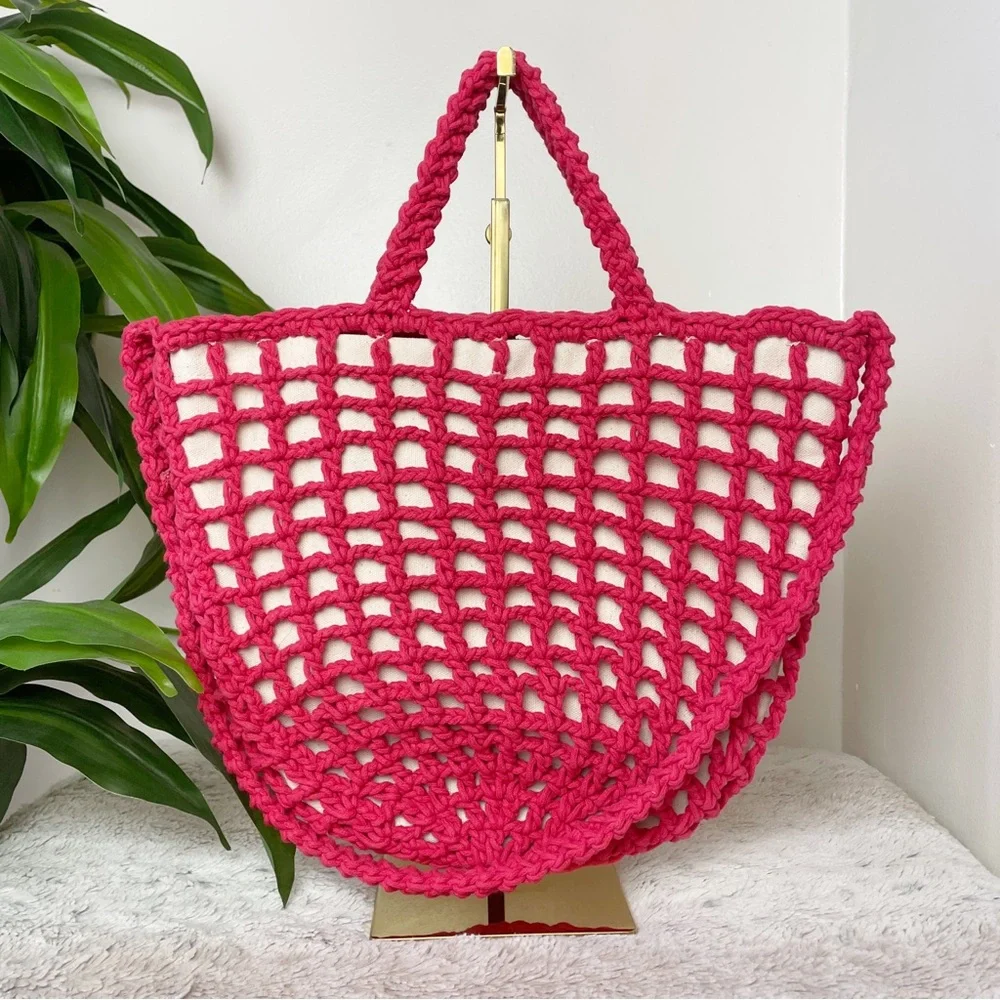 Madewell The Crocheted Crossbody Tote Shoulder Bag in Bright Poppy Red - Picture 3 of 12